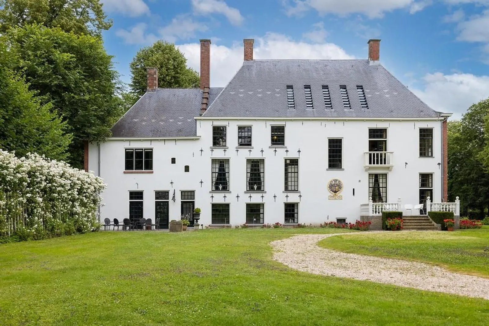 Leren kijken naar architectuur #20: Waarom oude huizen zoveel schoorstenen hebben