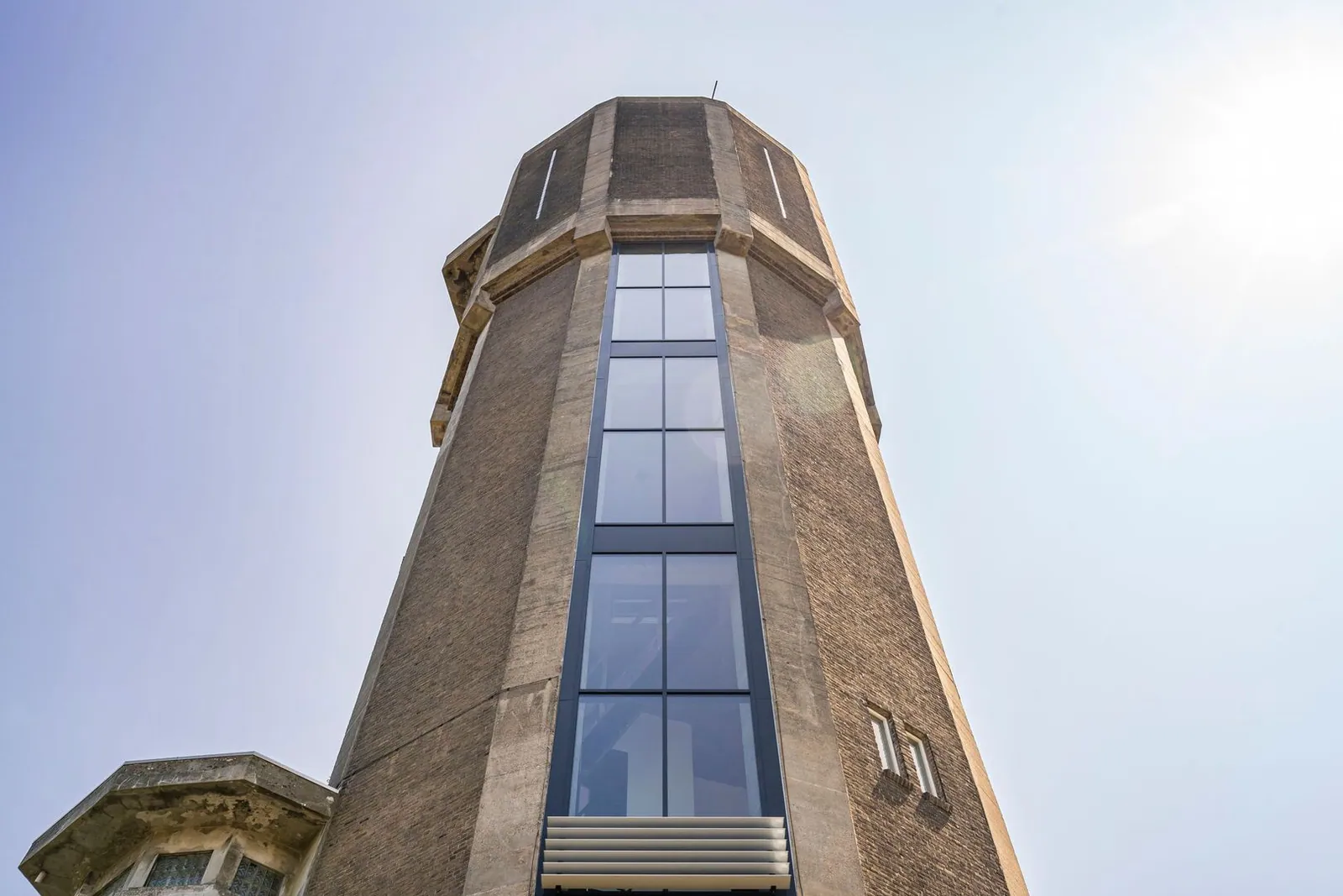 Leren kijken naar architectuur #32: Watertorens. De kathedralen van de volksgezondheid